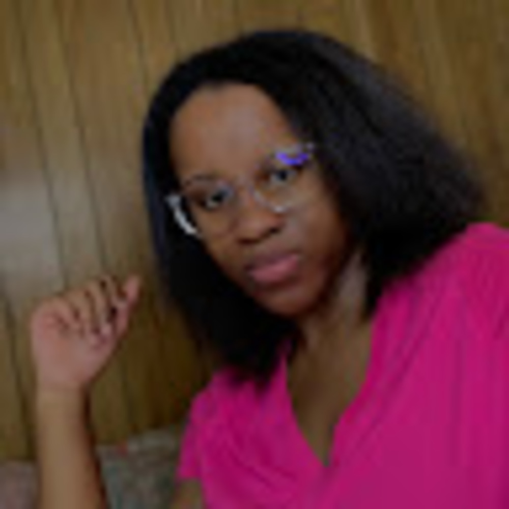 Meet your Posher, Tamari